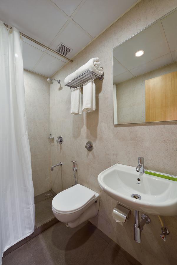 Hotel Leafio-Near Airport Mumbai Kültér fotó