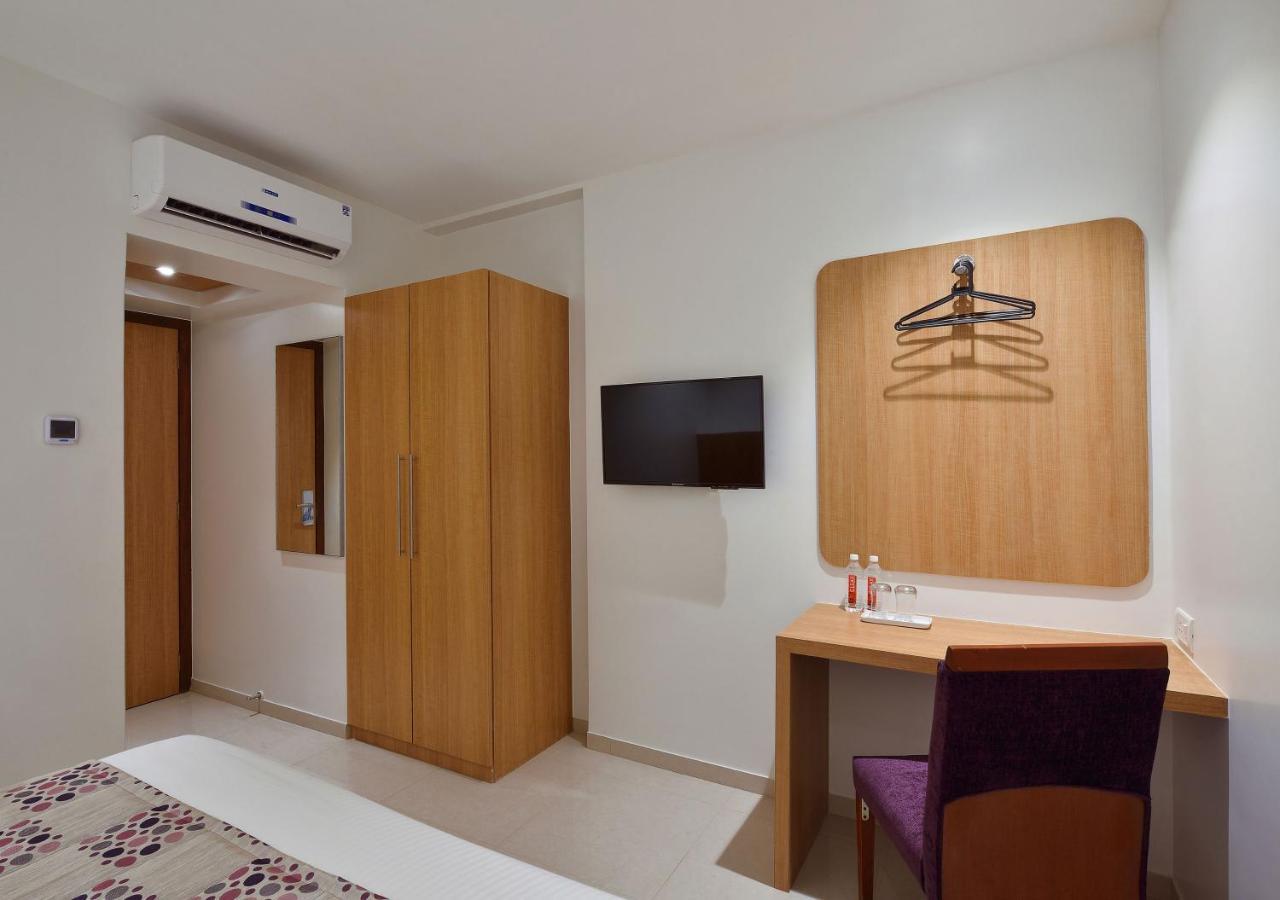 Hotel Leafio-Near Airport Mumbai Kültér fotó